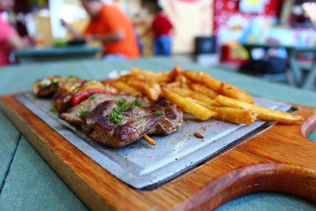 Savor the Culinary Delights of Cali with Cali VIP Tours.