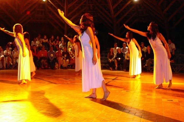 Experience the cultural richness of Cali's theater scene.