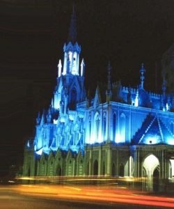 Explore the vibrant streets of Cali with our guided tours.