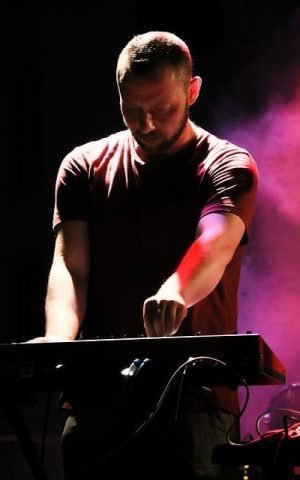 Discover the rhythmic heartbeat of Cali's music scene.